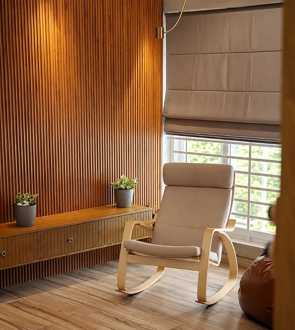 Tiny tropical house inetrior